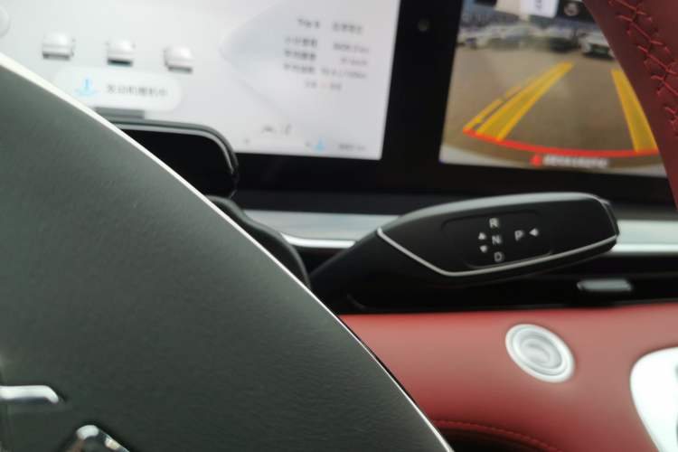 Used EXEED Stellar 2023 400T Two-Wheel Drive Comfort Flyfish Edition