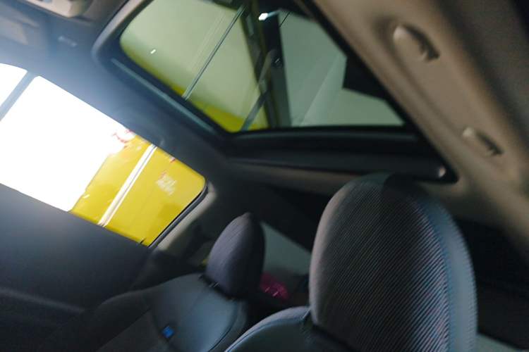 Used MINI MINI 2025 1.5T COOPER Classic Edition