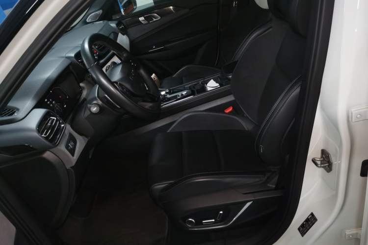 Used Lynk & Co 02 Hatchback 2022 2.0TD Pro