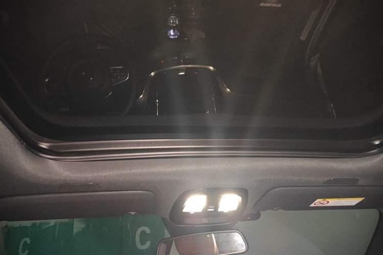 Used Volvo S60 2025 B4 Zhiyi Luxury Edition Headliner