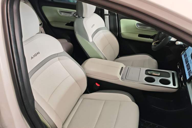 Used AION Y 2022 Plus 70 Smart Edition
