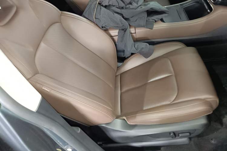 Used Leapmotor C11 2023 Pure Electric 500 Smart Edition Right Front Seat