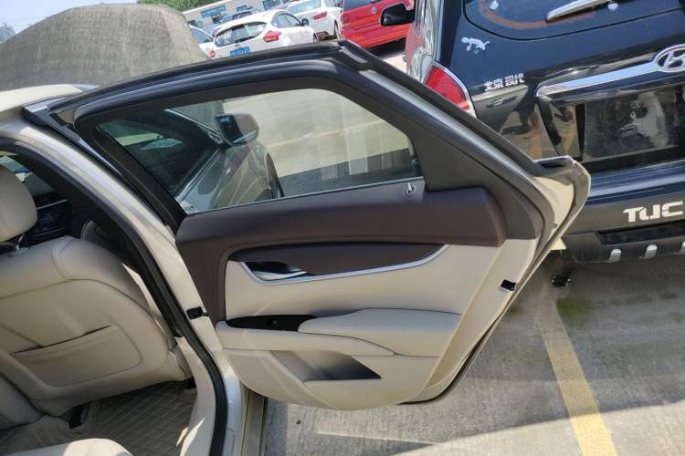 Used Cadillac XTS 2015 28T Comfort Model