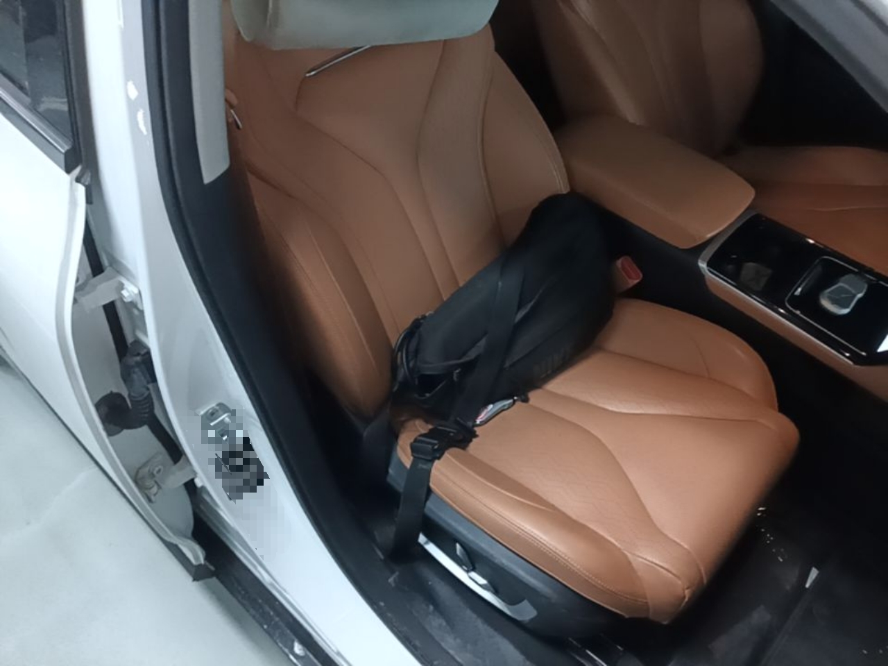 XPeng P5 2022 550E — снимка 19