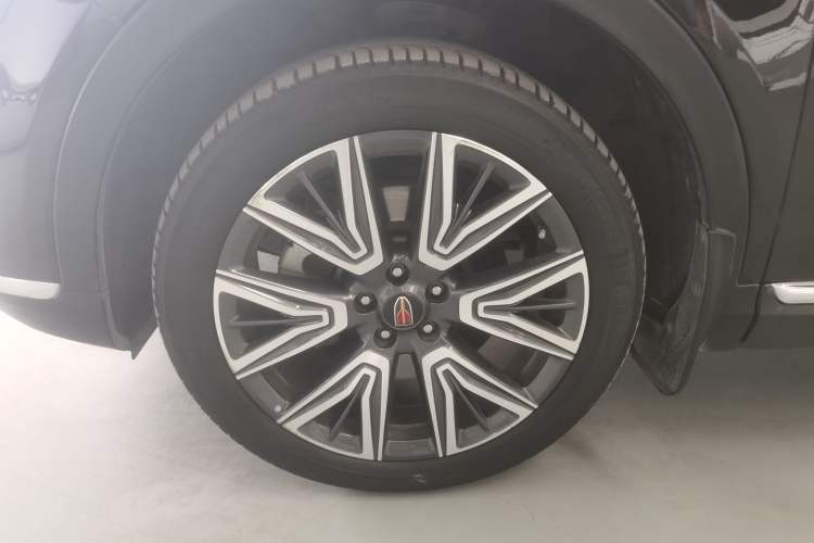 Used Hongqi HS5 2022 Facelifted Version 2.0T Smart Connect Flagship All-Wheel-Drive Edition
