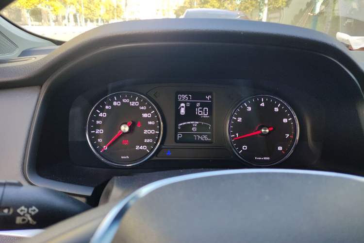 Used Roewe i6 2018 20T Automatic Flagship Edition
