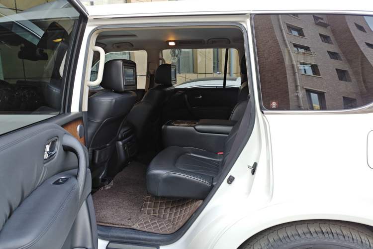 Used Infiniti QX 2011 QX56