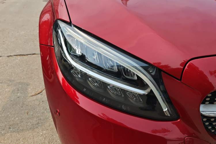 Used Mercedes-Benz C-Class 2021 C 200 L Fashion Edition Sport Version Right Front Headlight