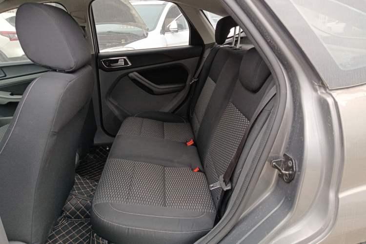 Used Ford Focus 2013 Hatchback Classic 1.8L Automatic Base Model