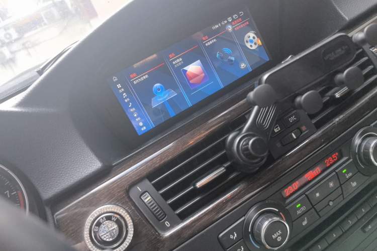 Used BMW 3 Series 2011 335i Convertible Coupe
