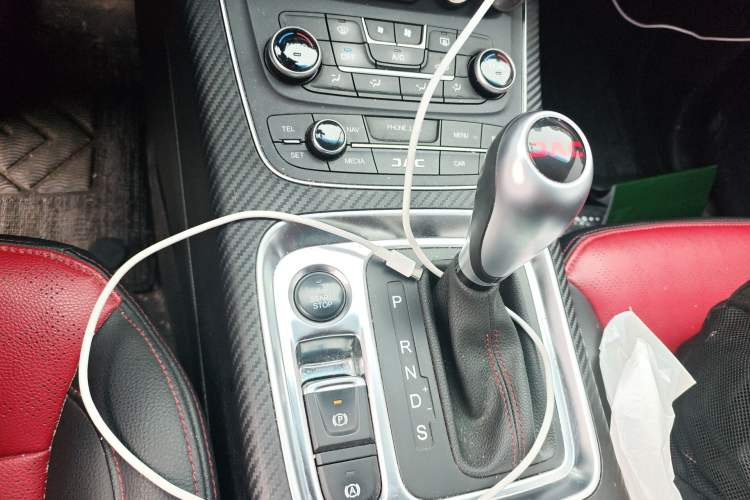 Used JAC Group Refine S7 2017 2.0T Automatic Luxury Model