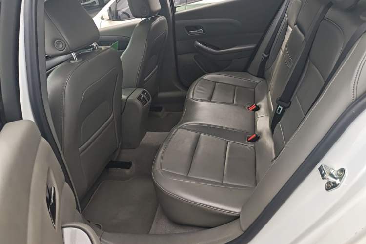 Used Chevrolet Malibu 2014 2.0L Automatic Luxury Edition
