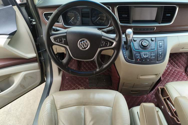 Used Buick GL8 2014 3.0L GT Luxury Business Haoya Edition