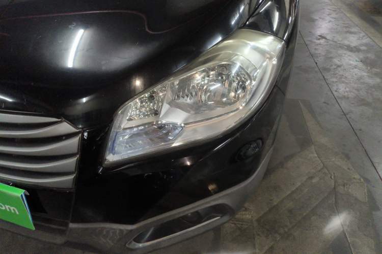Used Suzuki S-Cross 2014 1.6L Manual Two-Wheel Drive Entry Model Left Front Headlight