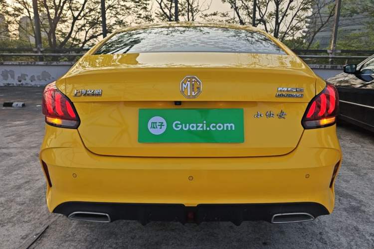 Used MG 5 2021 180 DVVT CVT Youth Luxury Edition
