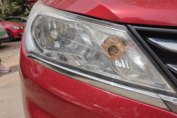 Used Baojun 310 2016 1.2L Manual Luxury Model Right Front Headlight