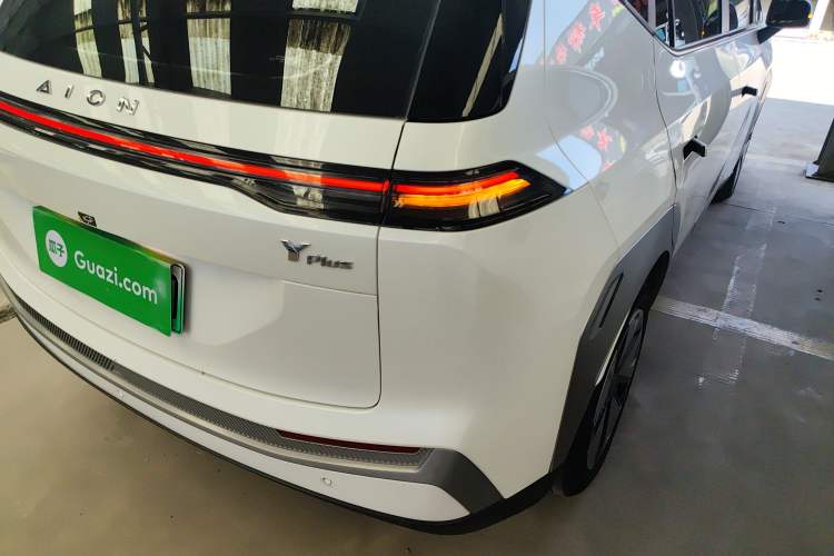 Used AION Y 2023 Plus 610 Enjoy Edition Right Rear Taillight