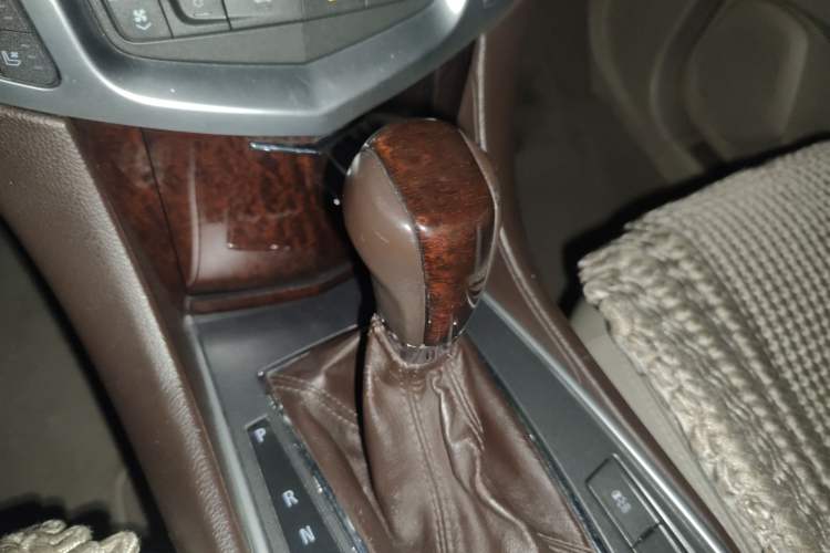 Used Cadillac SRX 2011 3.0L Flagship Edition