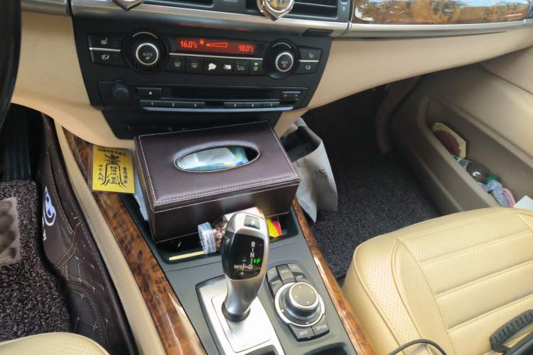 Used BMW X5 2011 xDrive35i Luxury Model
