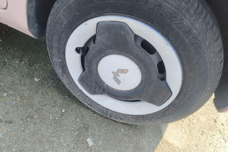 Used Wuling Hongguang MINIEV 2021 Macaron Fashion Edition Lithium-Ion Battery
