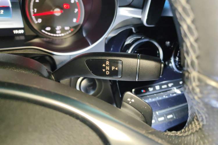 Used Mercedes-Benz C-Class 2017 Restyled C 200 Sport Edition
