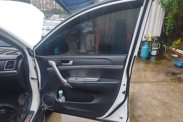 Used Haval H6 2015 Sport Edition 1.5T Automatic Two-Wheel Drive Luxury Model