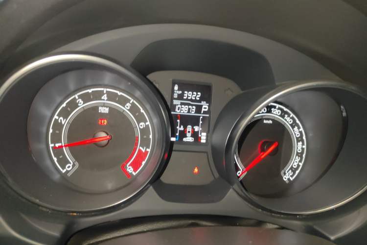 Used MG GT 2016 1.5T Automatic Value-Added Luxury Edition Odometer Close Up