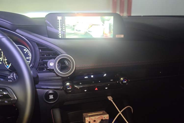 Used Mazda 3 Axela 2025 Model, 2.0L Automatic, Quality Excellence Edition Audio And AC Panel