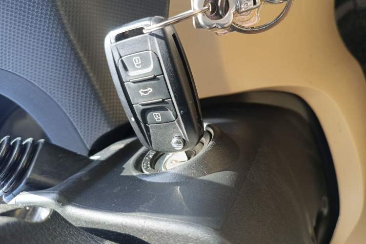 Used Wuling Hongguang 2014 1.5L S Luxury Model