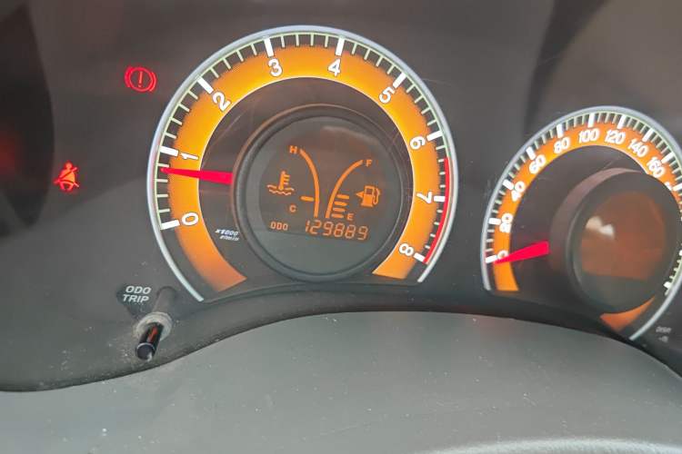 Used BYD L3 2013 1.5L Automatic Comfort Edition Odometer Close Up