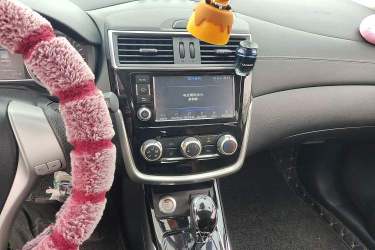 Used Nissan Tiida 2016 1.6L CVT Smart Drive Edition Audio And AC Panel