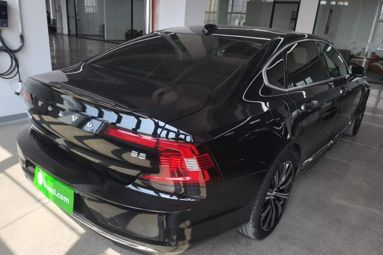 Used Volvo S90 2023 B5 Zhiyuan Luxury Edition
