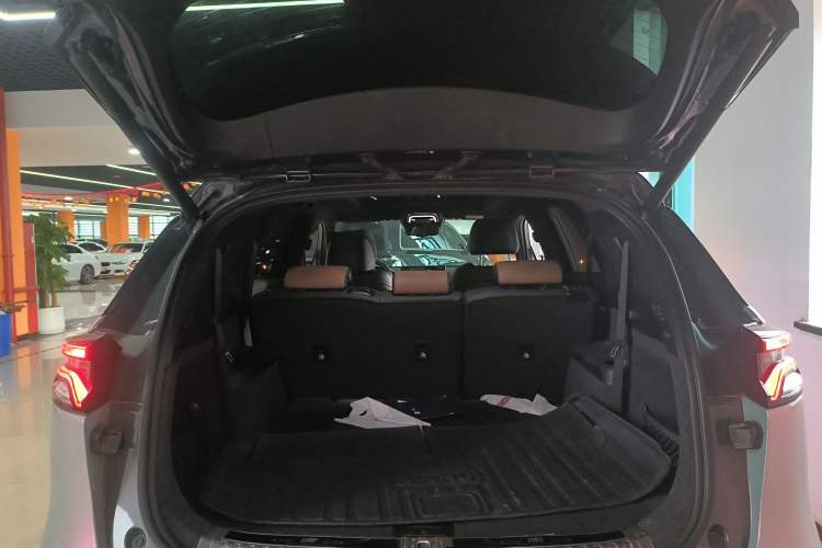 Used BYD Tang New Energy 2021 DM-i 112KM Prestige Model Trunk