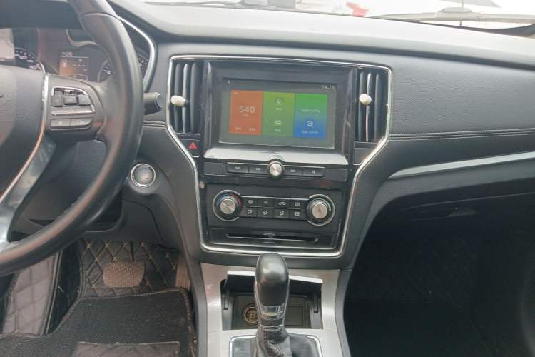 Used Roewe RX5 2018 20T Two-Wheel Drive Automatic Flagship Edition