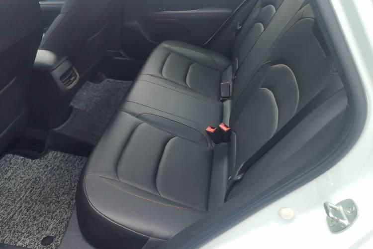 Used Chevrolet Monza 2020 Light Hybrid RS 330T Automatic Comfort Edition