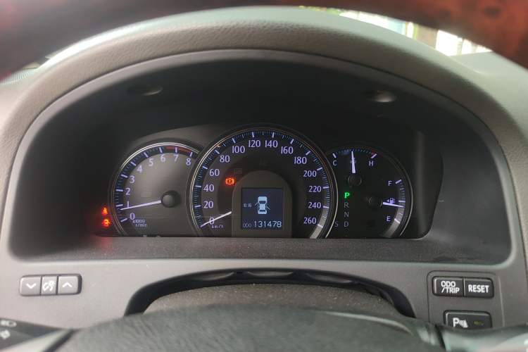 Used Toyota Crown 2012 2.5L Royal Leather Edition
