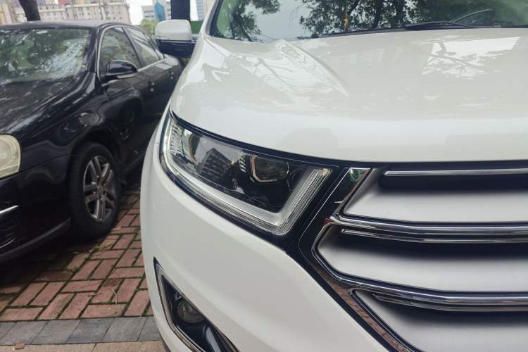 Used Ford Edge 2018 EcoBoost 245 Two-Wheel-Drive Titanium 7-Seater China V Standard Right Front Headlight