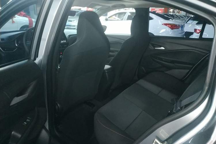 Used Chevrolet Cavalier 2020 Redline 325T Automatic Xinshang Edition China VI Standard