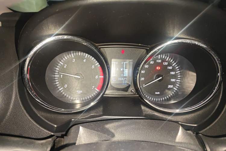 Used HYOSOW S3 2016 1.5L Manual Comfort Version China V