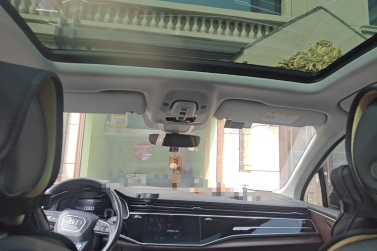 Used Audi Q7 2021 55 TFSI quattro S line Sport model Headliner