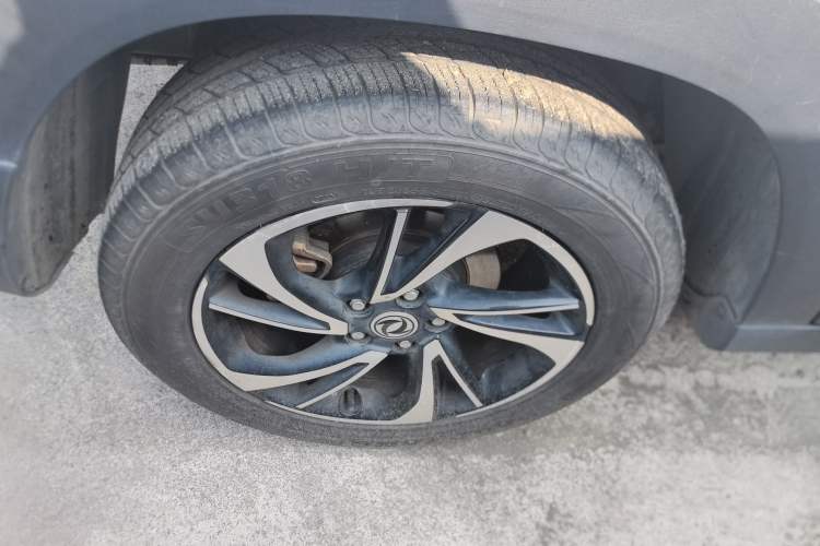 Used Dongfeng Fengon S560 2018 1.8L Manual Comfort 7-Seater Right Rear Wheel Hub