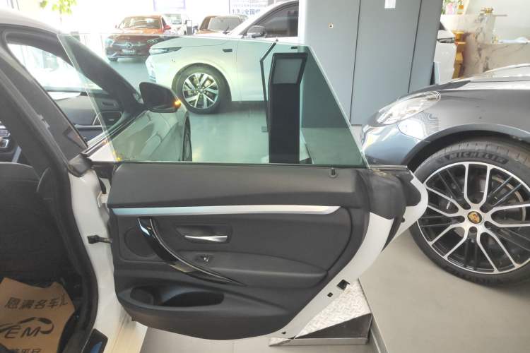 Used BMW 3 Series GT 2020 320i M Sport Package
