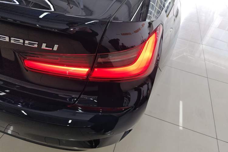 Used BMW 3 Series 2022 Updated 325Li M Sport Package
