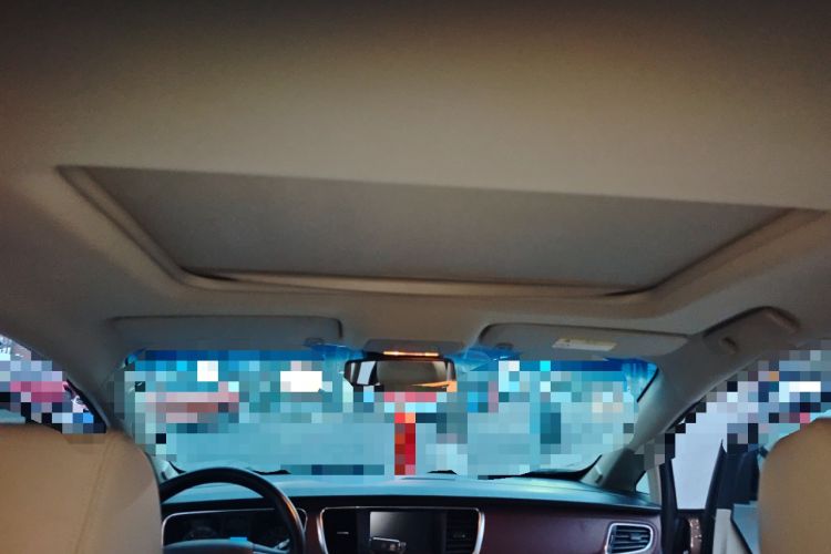 Used Buick GL8 2018 28T Luxury Model China VI Standard Headliner