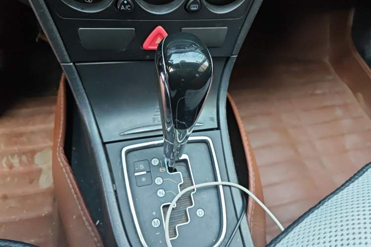 Used Dongfeng Aeolus H30 2014 CROSS 1.5L Automatic Value Edition