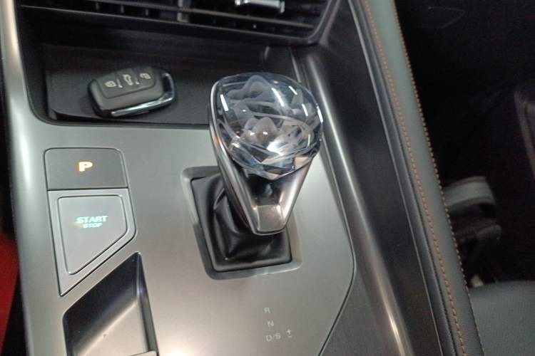 Used Roewe RX5 2023 1.5T Prestige Sliding-Screen Version