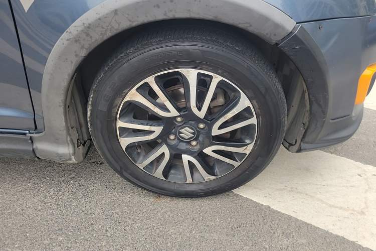 Used Suzuki Swift 2016 1.5L Automatic Fashionable Coolplay Edition
