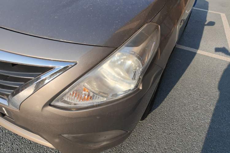 Used Nissan Sunny 2015 1.5XE CVT Comfort Edition Left Front Headlight