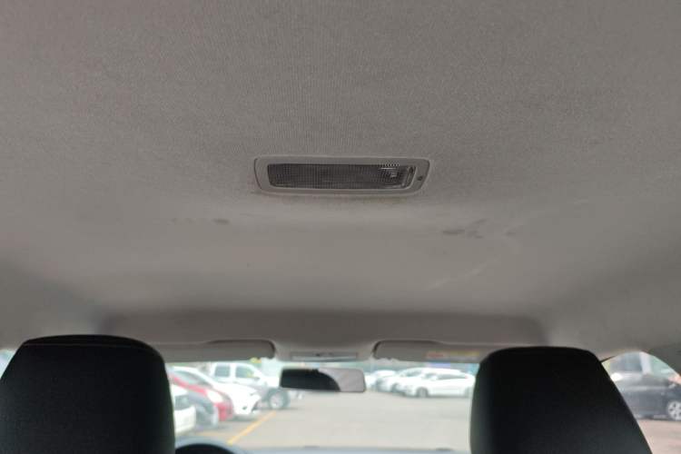 Used Volkswagen Jetta 2019 Dream Edition 1.5L Manual Fashion Version
