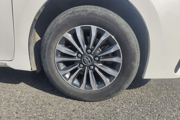 Used Toyota Corolla 2017 Revised Version 1.2T S-CVT GL
